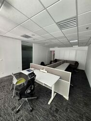 Ocean Financial Centre (D1), Office #582272361